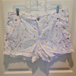 Women's White Patterned Shorts